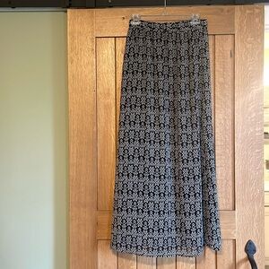 Forever 21 Maxi Skirt Like New